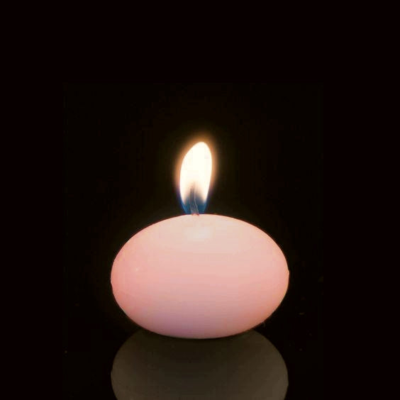 Ensemble de 12 bougies flottantes rose fard à joues de 1,5 po, non parfumées.