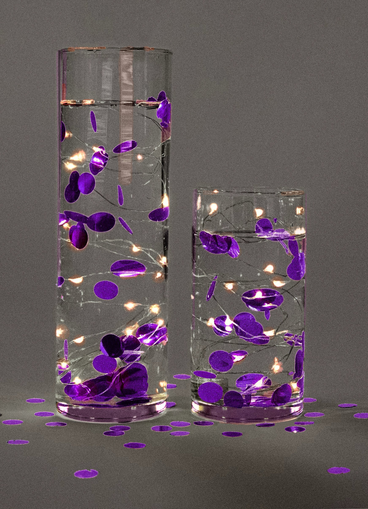 קונפטי צף סגול מתכתי עם אפשרות לאורות פיות - קישוטי אגרטל ופיזור שולחן