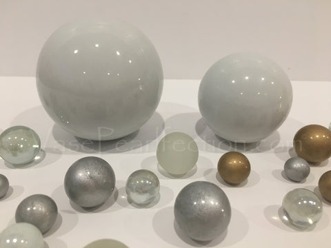 Sphère en céramique blanche extra jumbo - Décorations de vase de tailles assorties